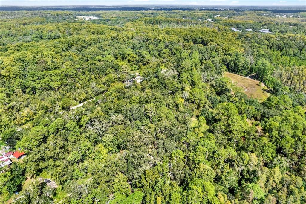 合同活跃: $10,000 (0.18 acres)