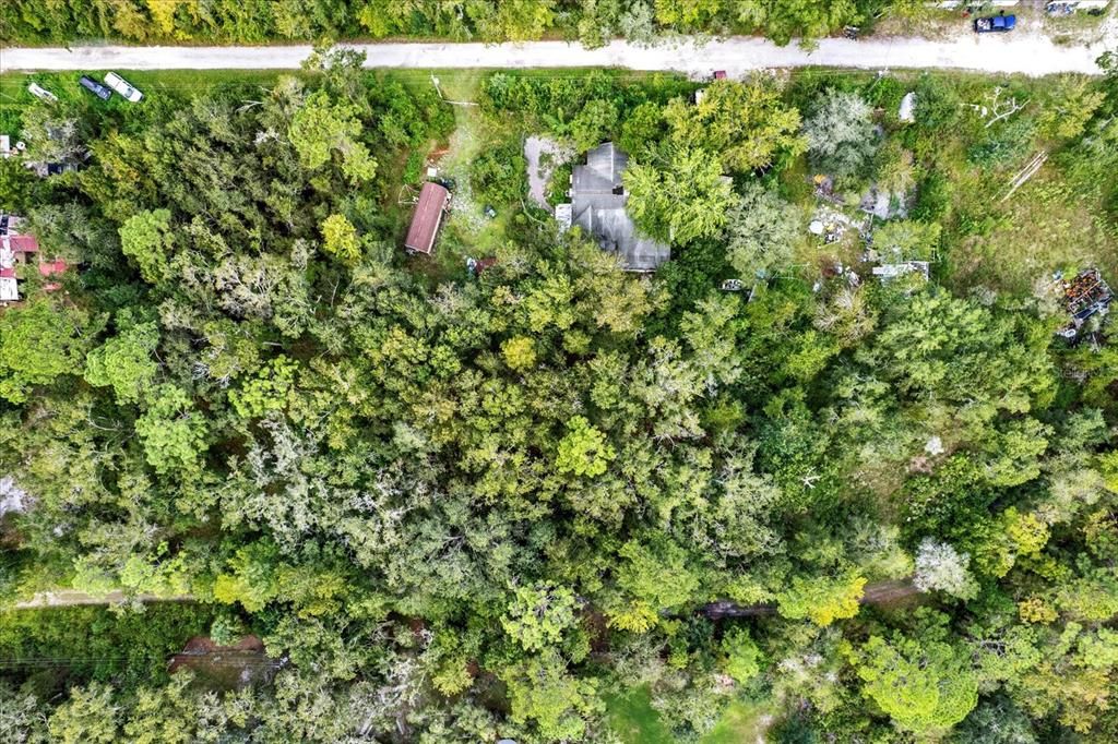 合同活跃: $10,000 (0.18 acres)