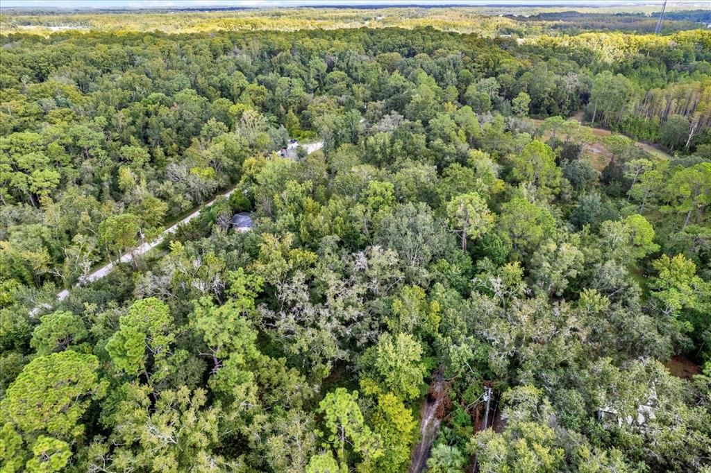 合同活跃: $10,000 (0.18 acres)