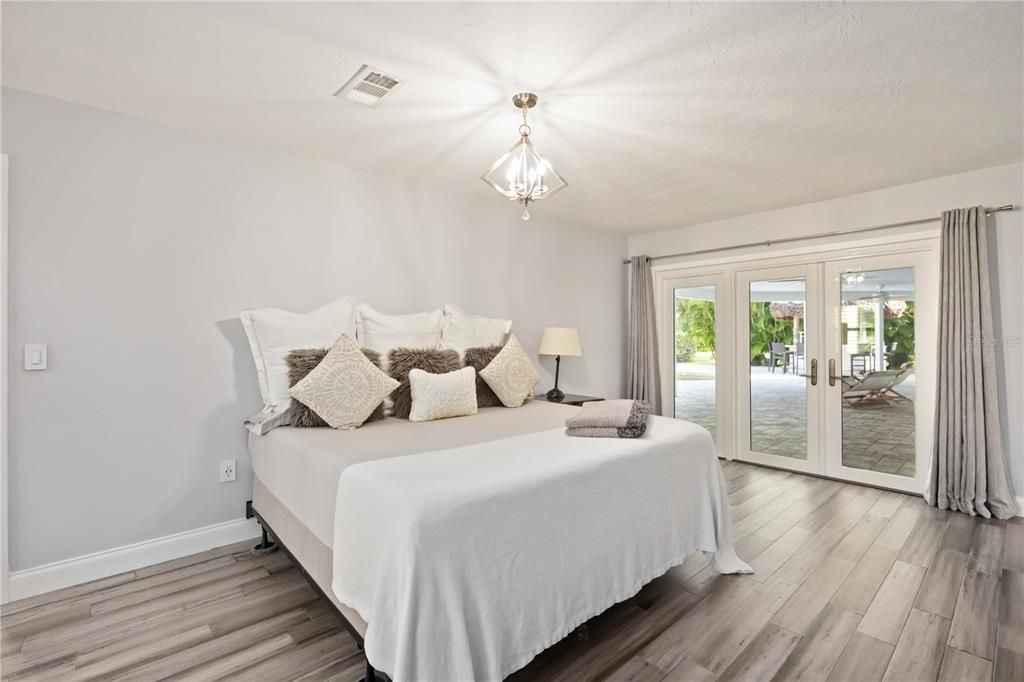 For Sale: $1,149,000 (4 beds, 3 baths, 2910 Square Feet)