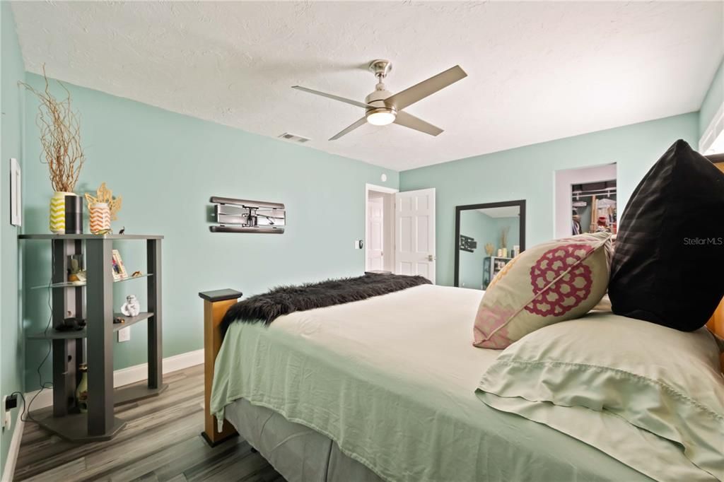 For Sale: $1,149,000 (4 beds, 3 baths, 2910 Square Feet)