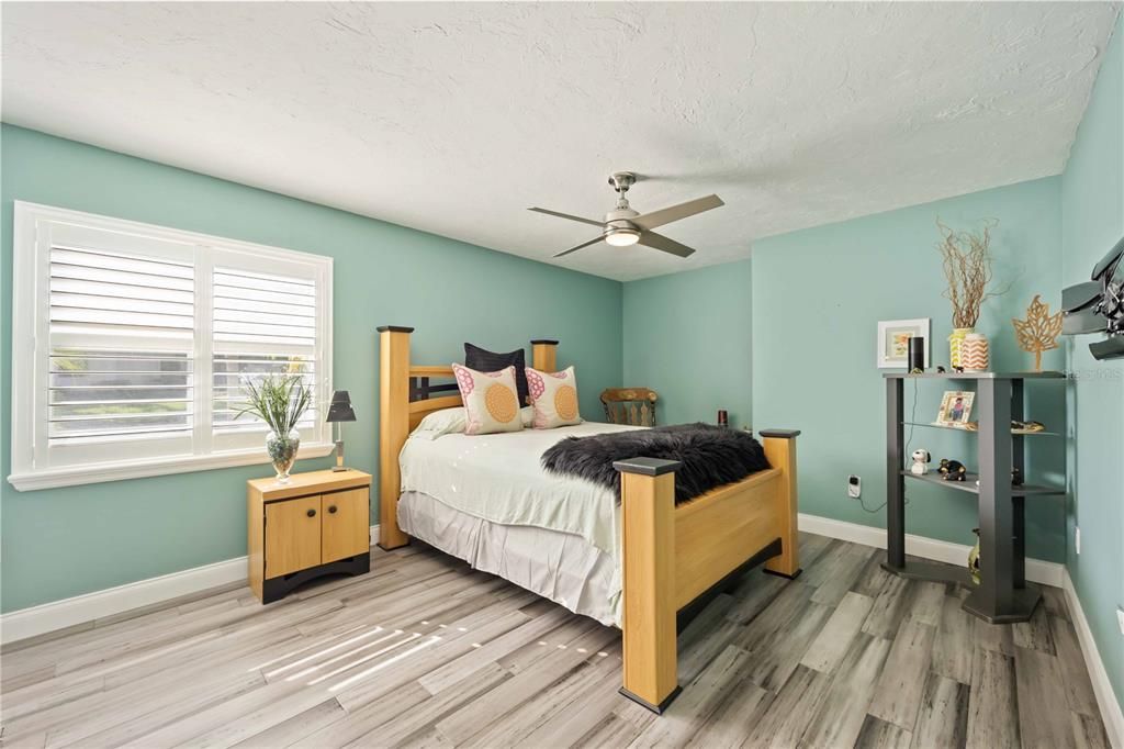 For Sale: $1,149,000 (4 beds, 3 baths, 2910 Square Feet)