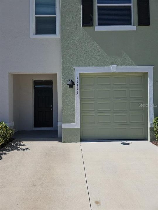 出租: $1,900 (3 贝兹, 2 浴室, 1673 平方英尺)