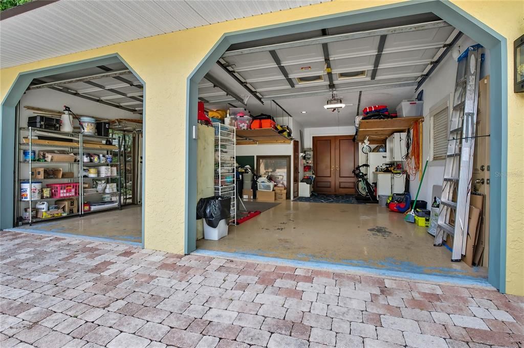 合同活跃: $859,900 (3 贝兹, 3 浴室, 3264 平方英尺)