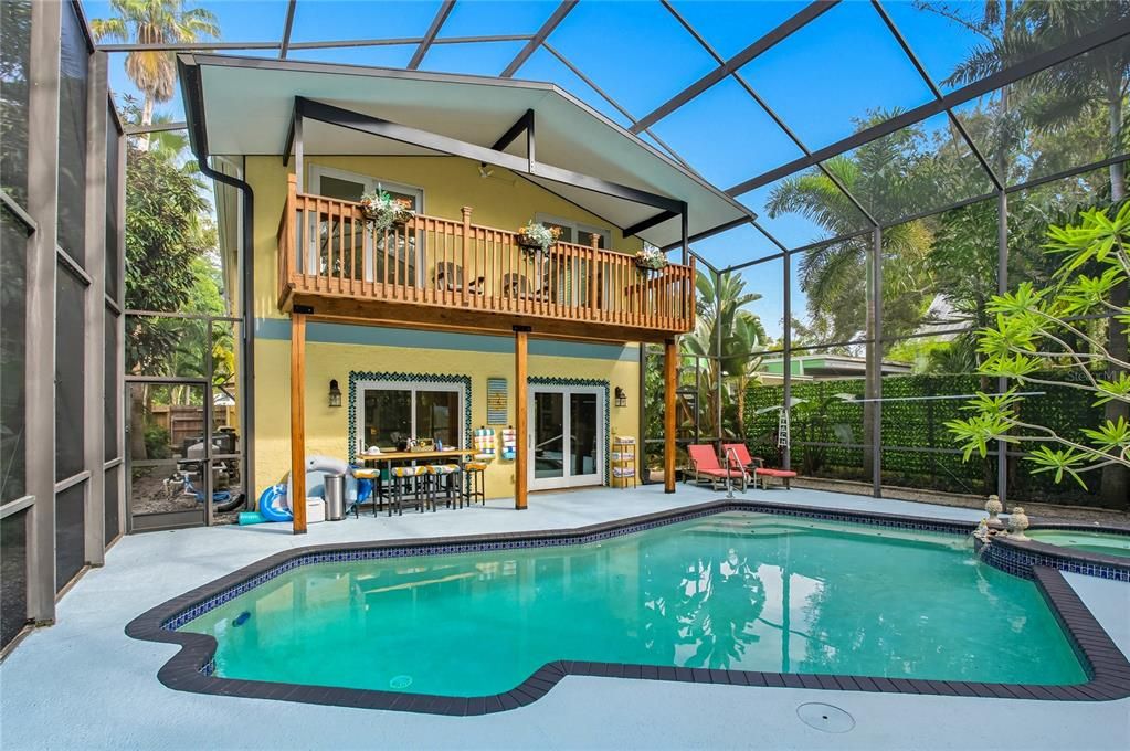 合同活跃: $859,900 (3 贝兹, 3 浴室, 3264 平方英尺)