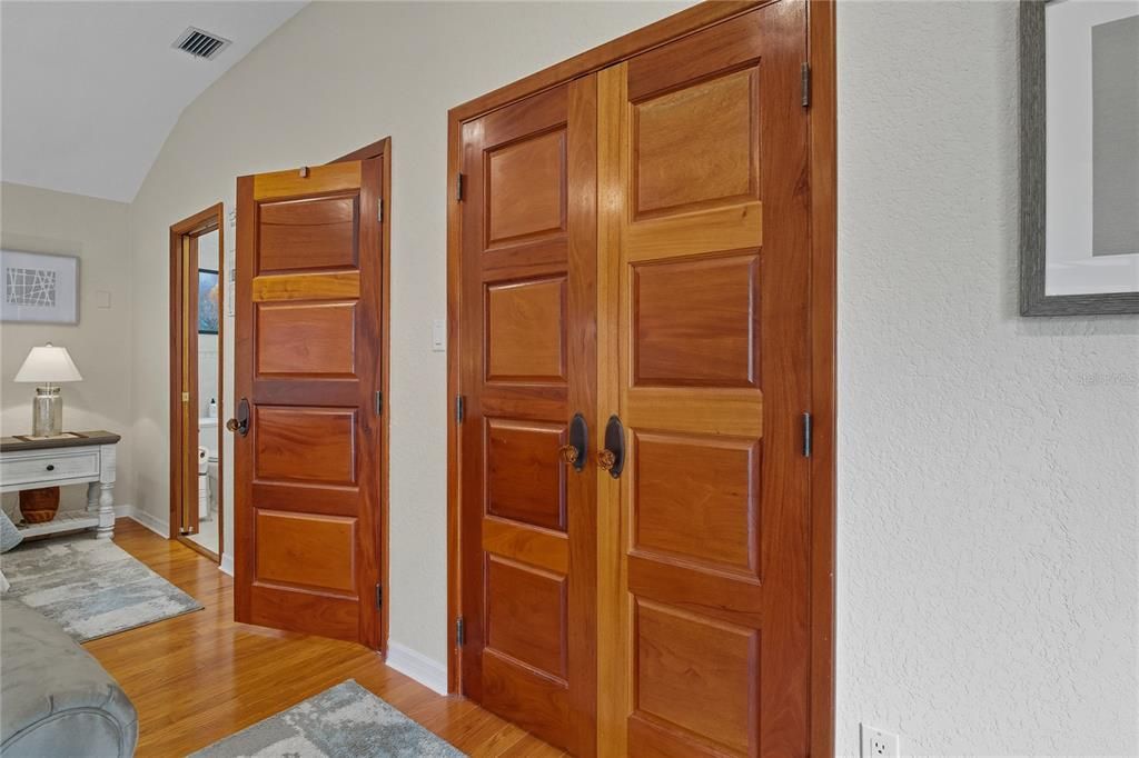 合同活跃: $859,900 (3 贝兹, 3 浴室, 3264 平方英尺)