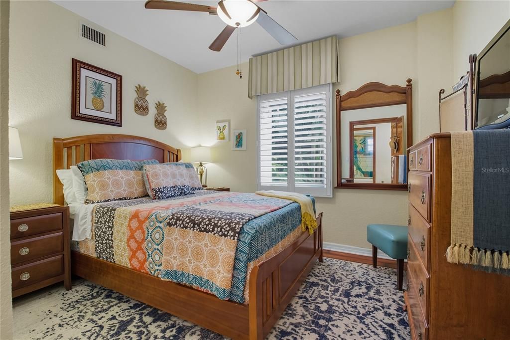 合同活跃: $859,900 (3 贝兹, 3 浴室, 3264 平方英尺)