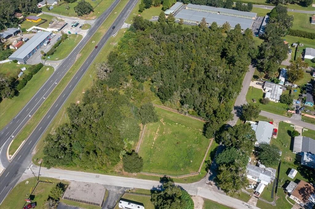 En Venta: $1,200,000 (2.49 acres)