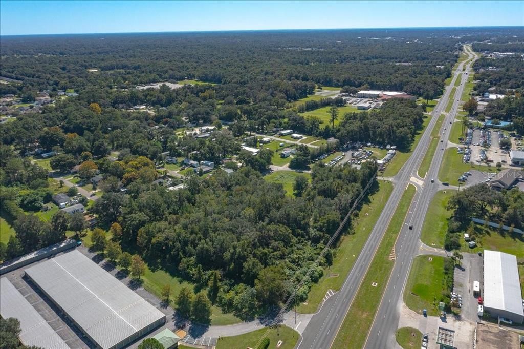 En Venta: $1,200,000 (2.49 acres)