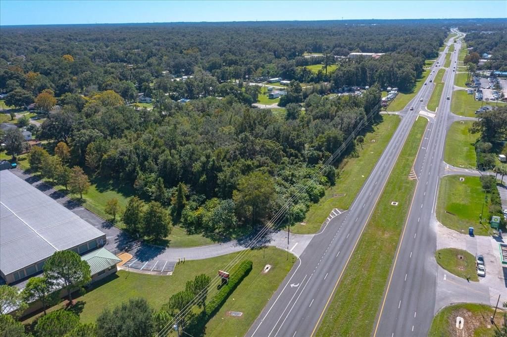 En Venta: $1,200,000 (2.49 acres)