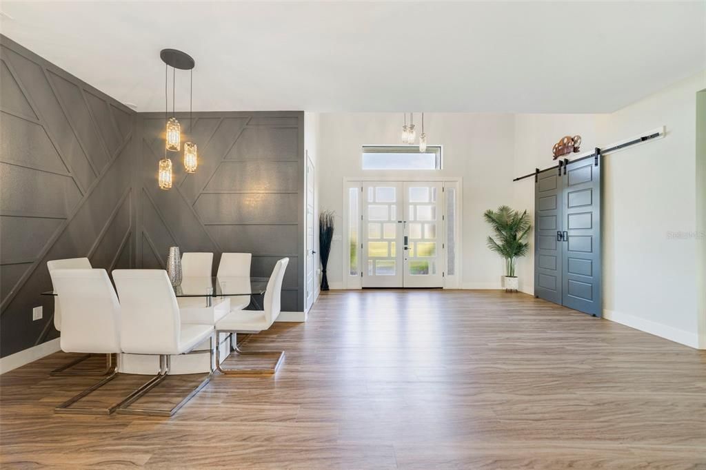 For Sale: $735,000 (4 beds, 3 baths, 3001 Square Feet)