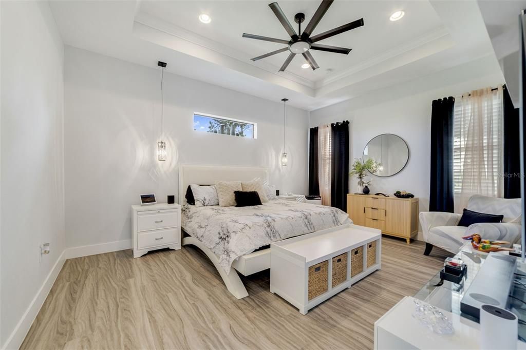 For Sale: $735,000 (4 beds, 3 baths, 3001 Square Feet)