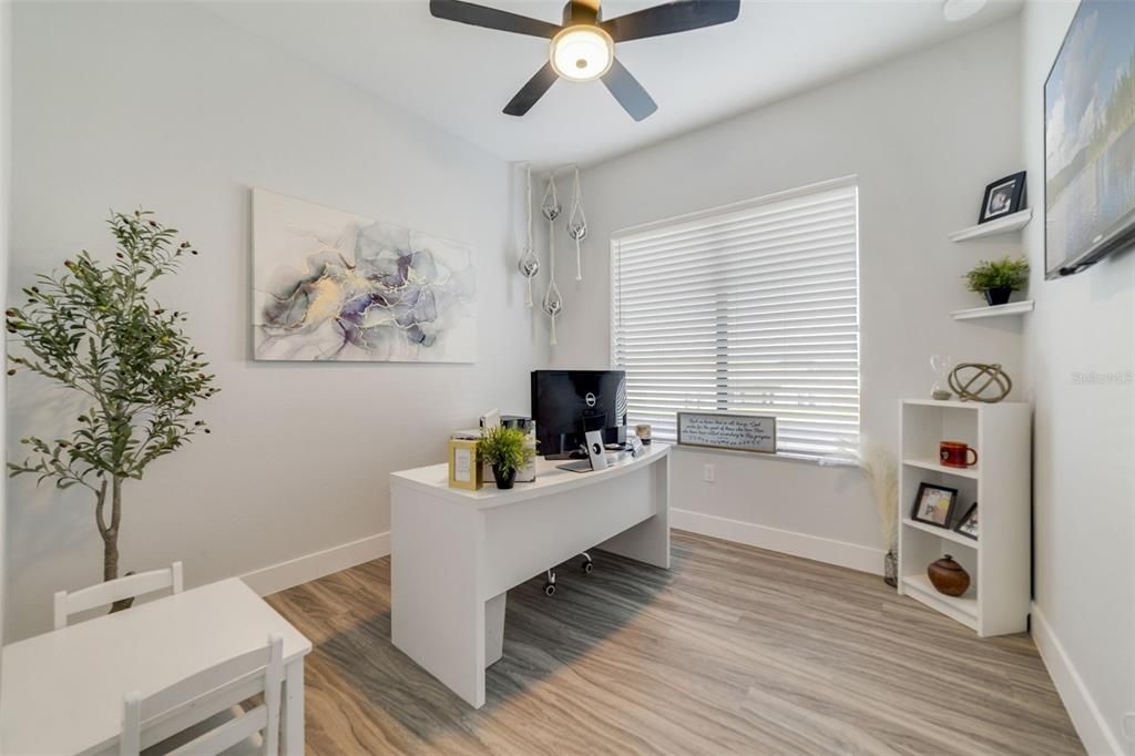 For Sale: $735,000 (4 beds, 3 baths, 3001 Square Feet)