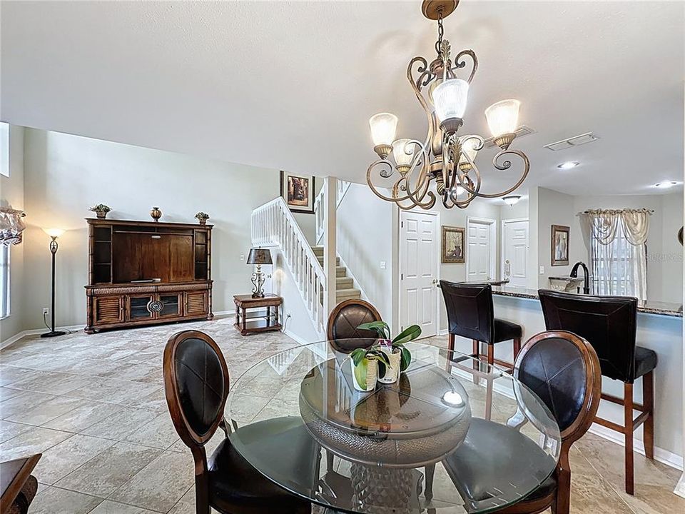 Active With Contract: $245,000 (3 beds, 2 baths, 1324 Square Feet)