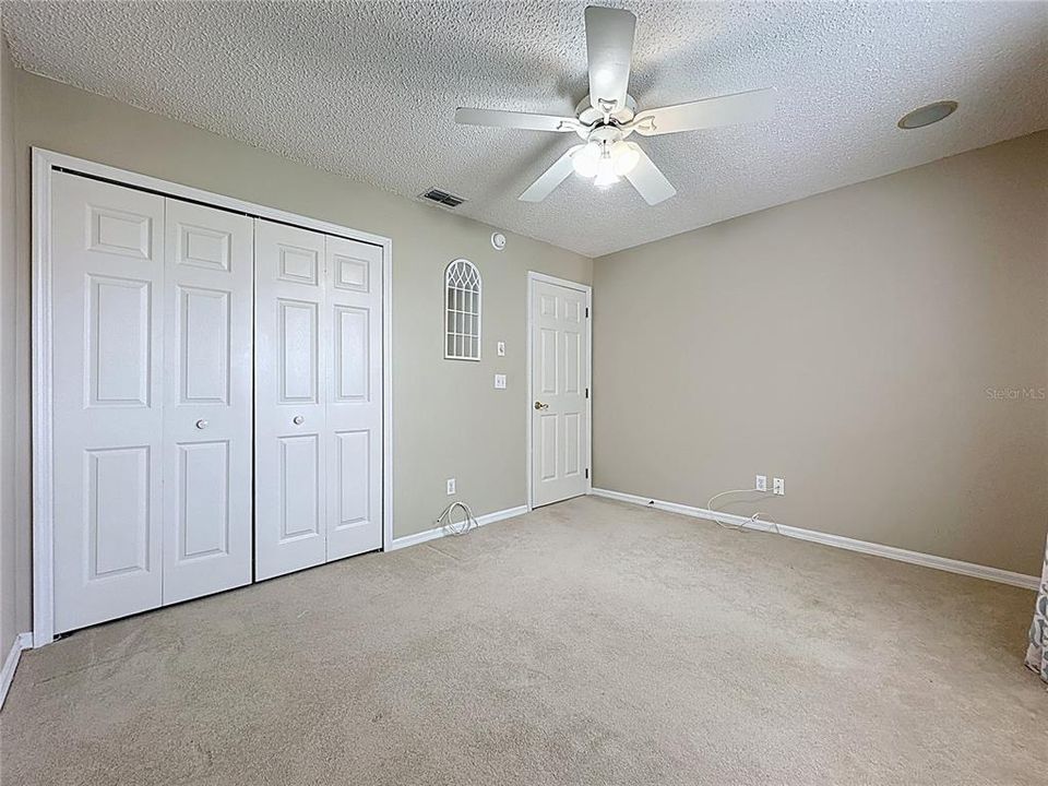 Active With Contract: $245,000 (3 beds, 2 baths, 1324 Square Feet)