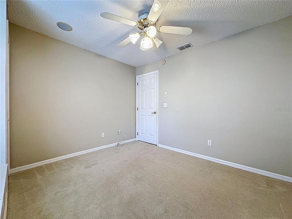 Active With Contract: $245,000 (3 beds, 2 baths, 1324 Square Feet)