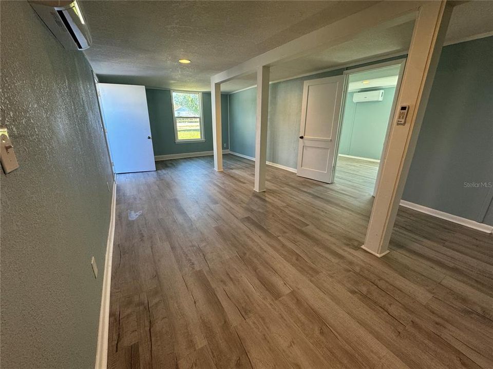 В аренду: $1,200 (2 спален, 1 ванн, 985 Квадратных фут)