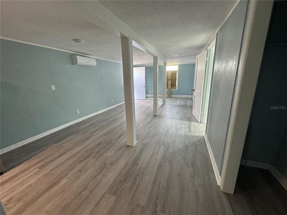 В аренду: $1,200 (2 спален, 1 ванн, 985 Квадратных фут)