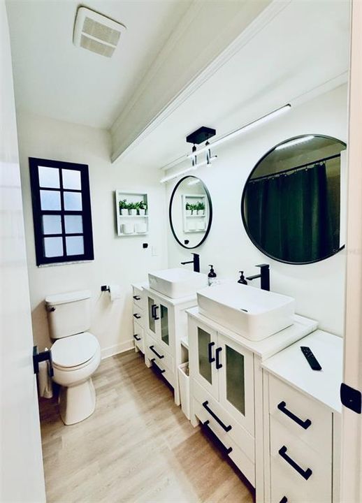 На продажу: $299,000 (2 спален, 2 ванн, 1321 Квадратных фут)