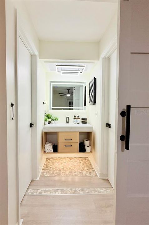 На продажу: $299,000 (2 спален, 2 ванн, 1321 Квадратных фут)