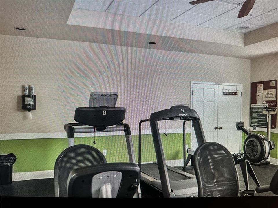 На продажу: $299,000 (2 спален, 2 ванн, 1321 Квадратных фут)