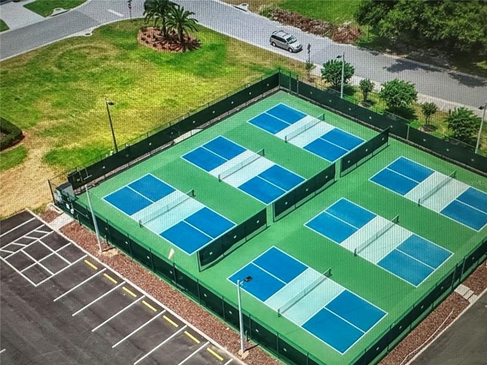 На продажу: $299,000 (2 спален, 2 ванн, 1321 Квадратных фут)