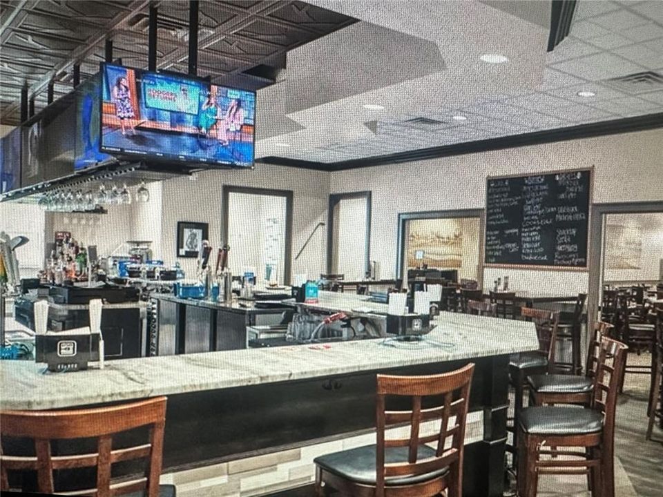 На продажу: $299,000 (2 спален, 2 ванн, 1321 Квадратных фут)