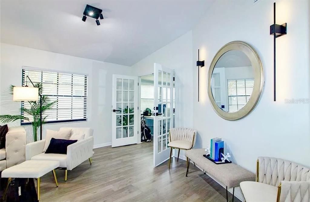 На продажу: $299,000 (2 спален, 2 ванн, 1321 Квадратных фут)