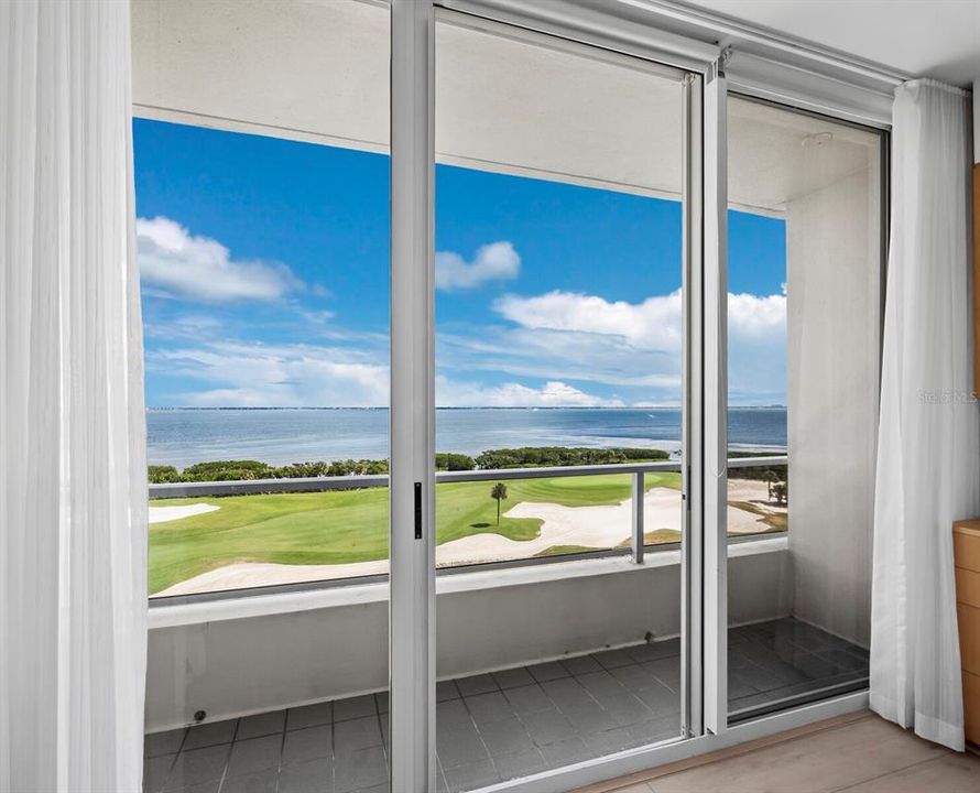 En Venta: $1,695,000 (3 camas, 3 baños, 2550 Pies cuadrados)