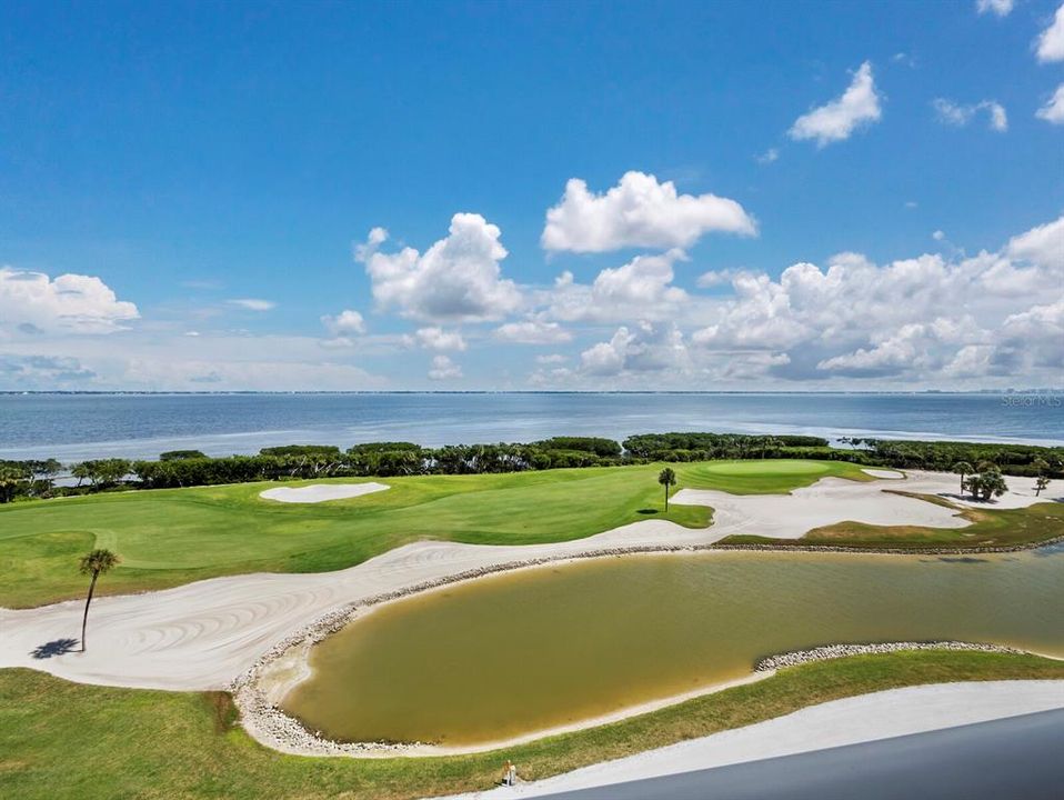 En Venta: $1,695,000 (3 camas, 3 baños, 2550 Pies cuadrados)