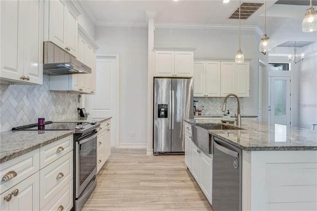 For Sale: $540,000 (3 beds, 2 baths, 1851 Square Feet)