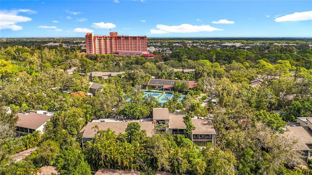 For Sale: $399,800 (2 beds, 2 baths, 1320 Square Feet)