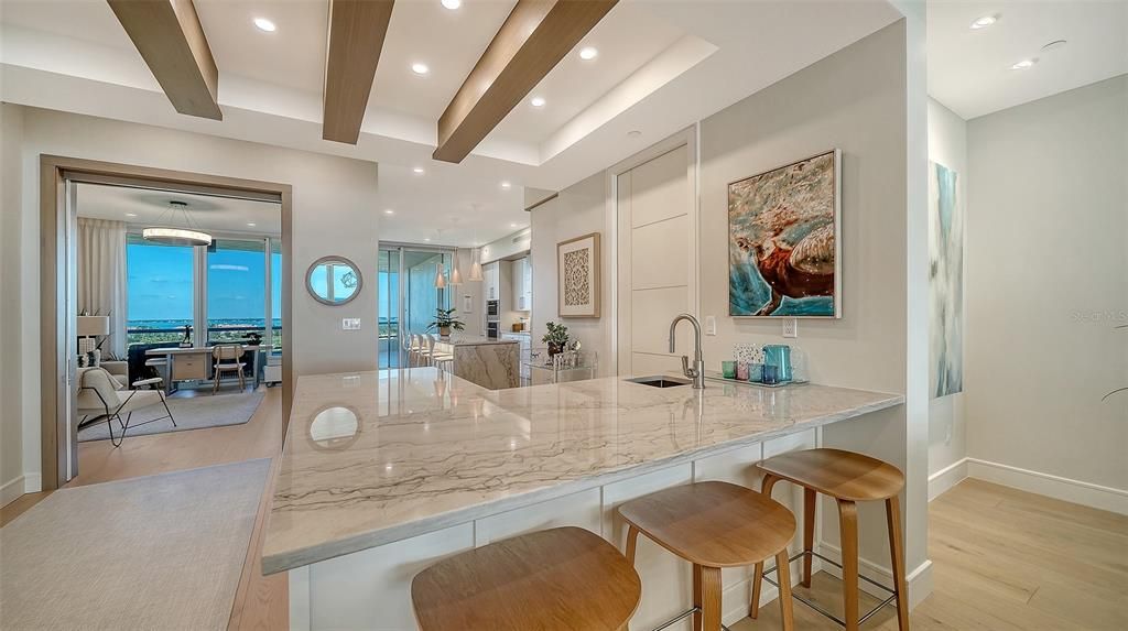 待售: $4,795,000 (3 贝兹, 2 浴室, 2634 平方英尺)