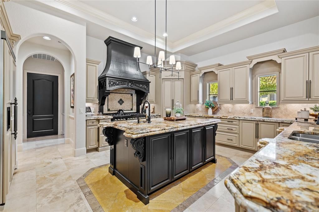 Под контрактом: $2,495,000 (5 спален, 4 ванн, 5916 Квадратных фут)