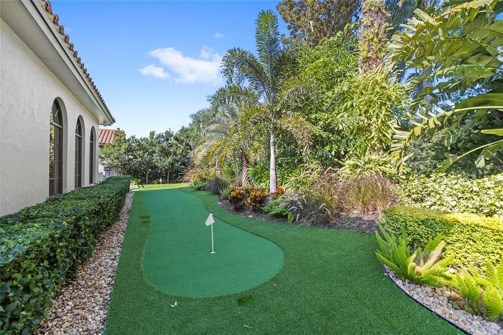 Под контрактом: $2,495,000 (5 спален, 4 ванн, 5916 Квадратных фут)