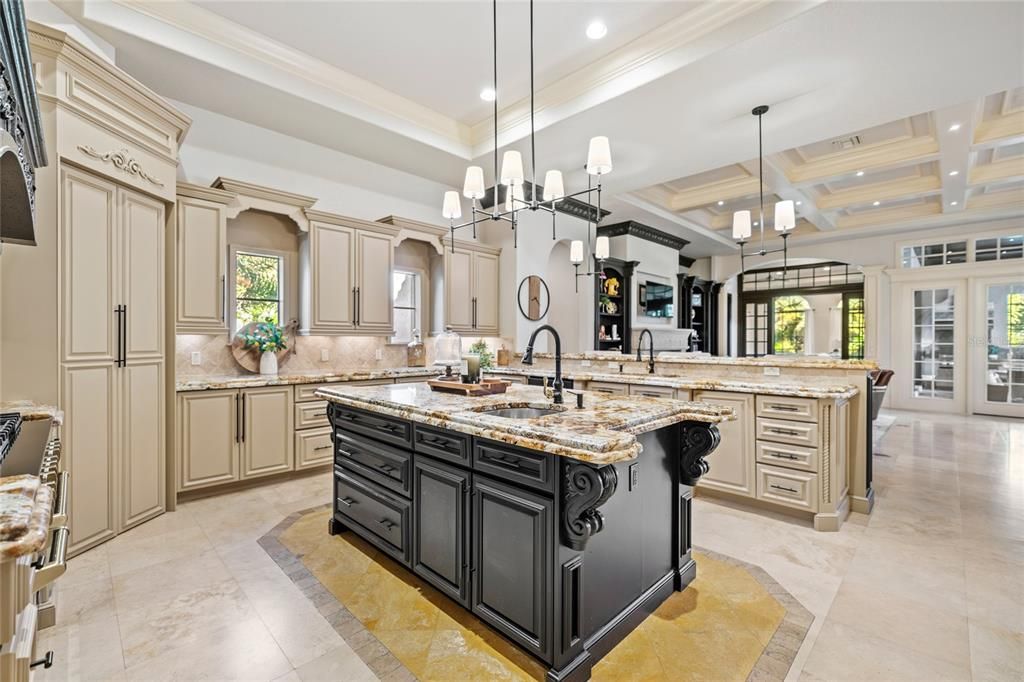 Под контрактом: $2,495,000 (5 спален, 4 ванн, 5916 Квадратных фут)