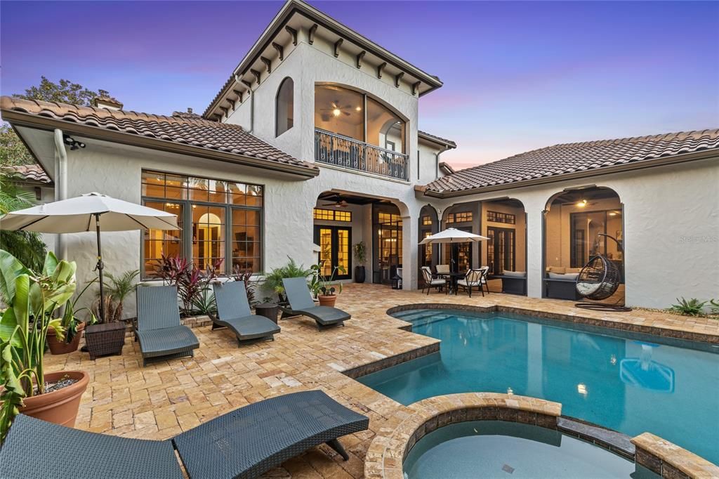 Под контрактом: $2,495,000 (5 спален, 4 ванн, 5916 Квадратных фут)