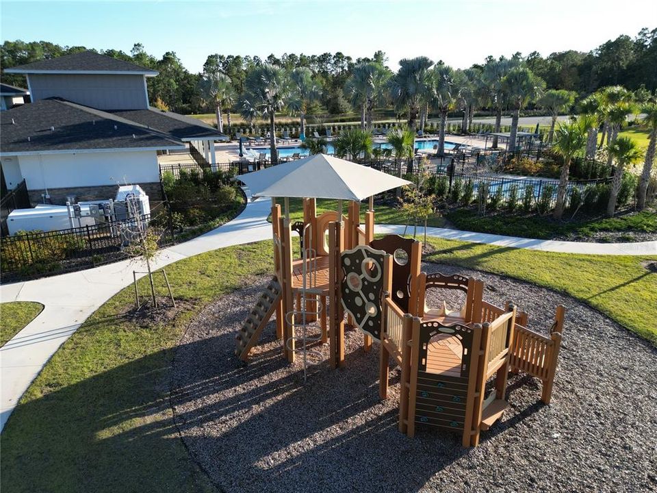 В аренду: $2,650 (4 спален, 2 ванн, 2168 Квадратных фут)