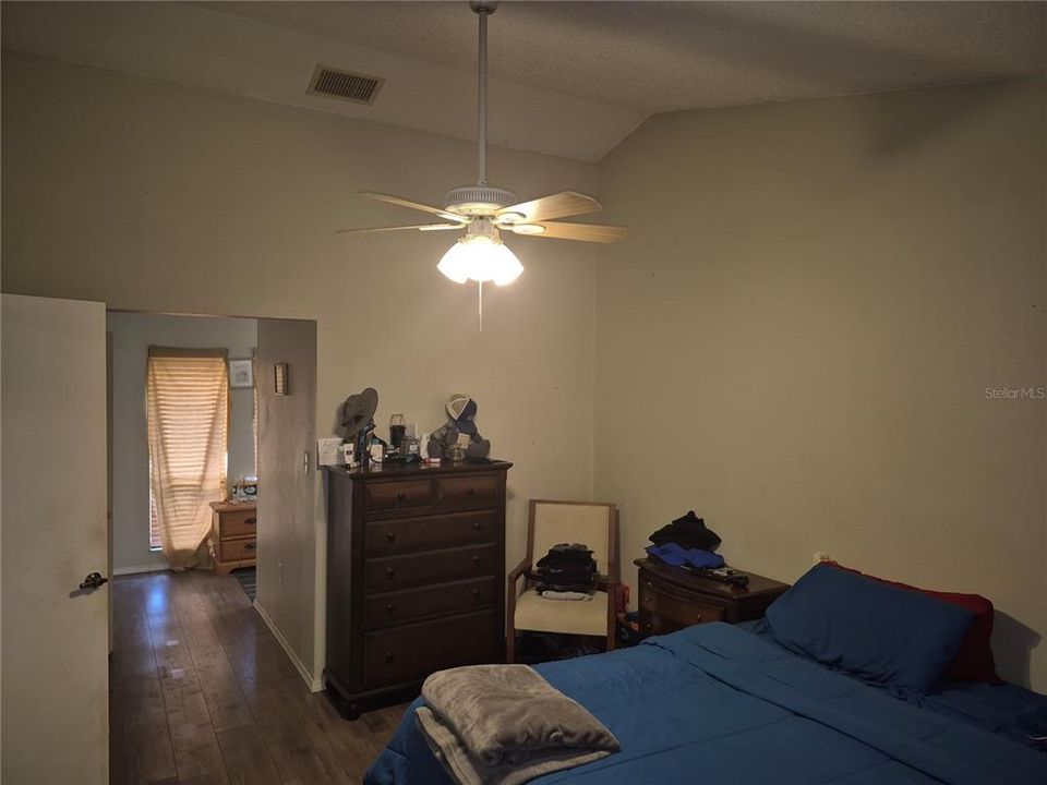 На продажу: $249,000 (3 спален, 2 ванн, 1740 Квадратных фут)