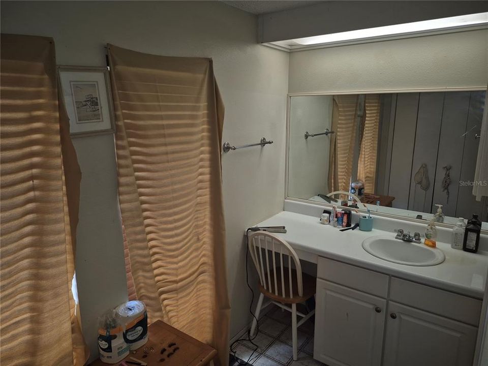 На продажу: $249,000 (3 спален, 2 ванн, 1740 Квадратных фут)