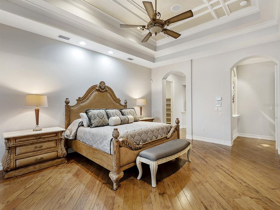 На продажу: $3,899,000 (4 спален, 4 ванн, 7317 Квадратных фут)