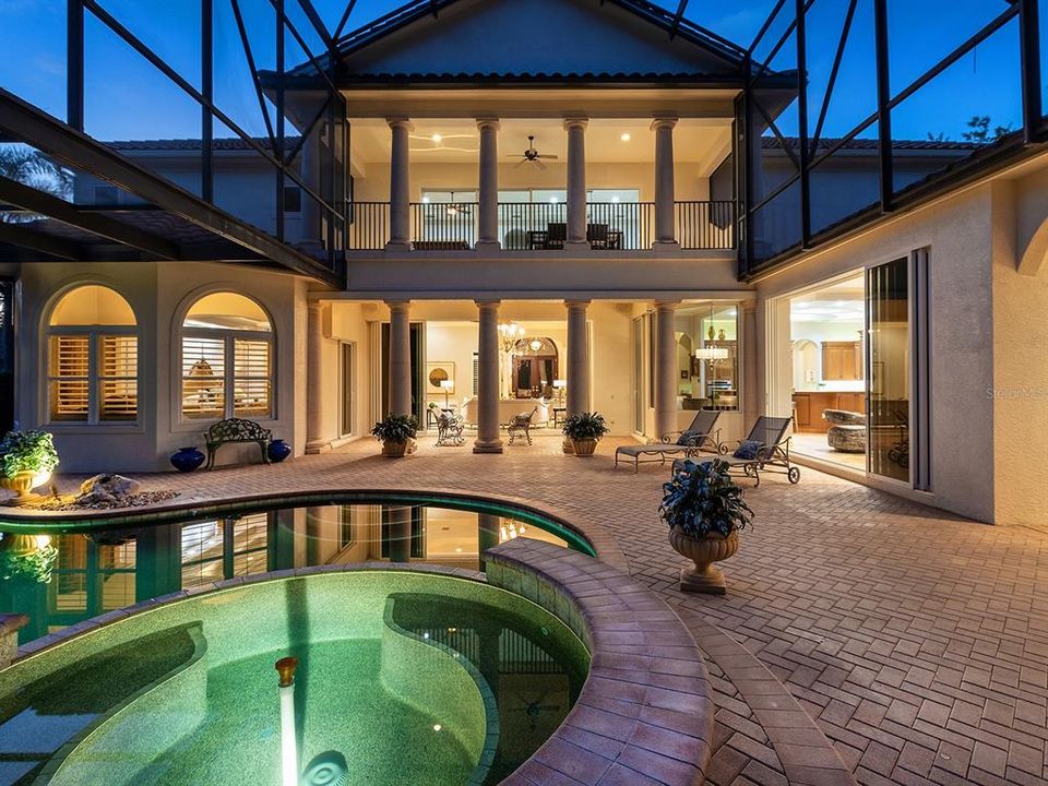 На продажу: $3,899,000 (4 спален, 4 ванн, 7317 Квадратных фут)