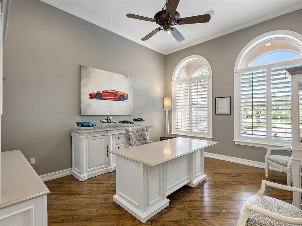 На продажу: $3,899,000 (4 спален, 4 ванн, 7317 Квадратных фут)