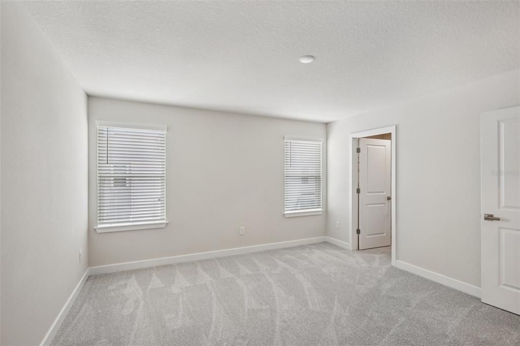 En Renta: $2,250 (3 camas, 2 baños, 1674 Pies cuadrados)