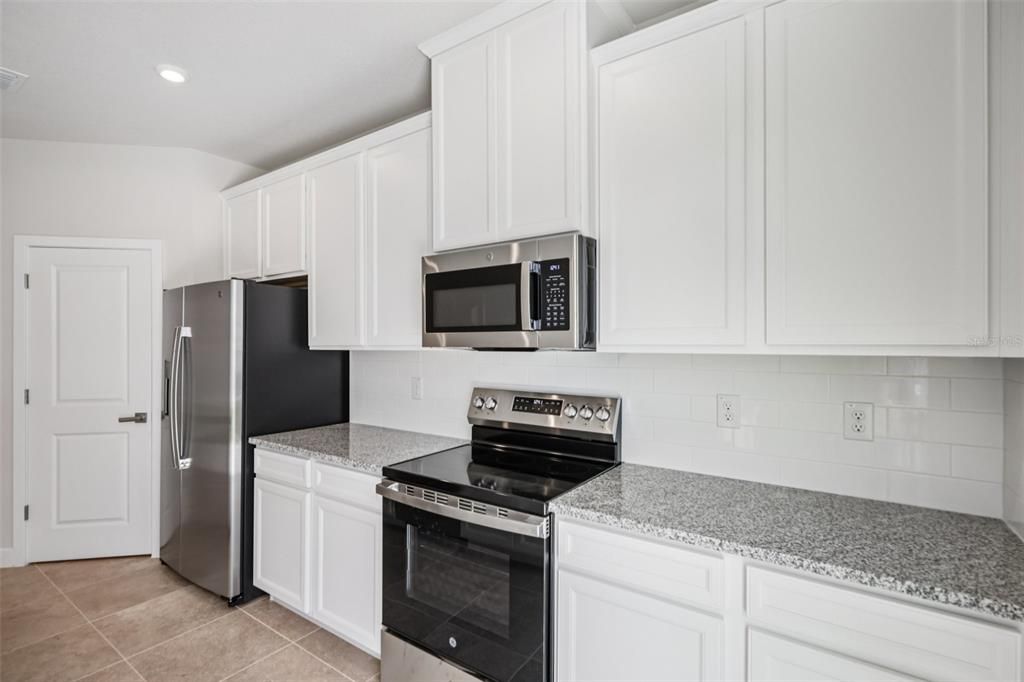 En Renta: $2,250 (3 camas, 2 baños, 1674 Pies cuadrados)