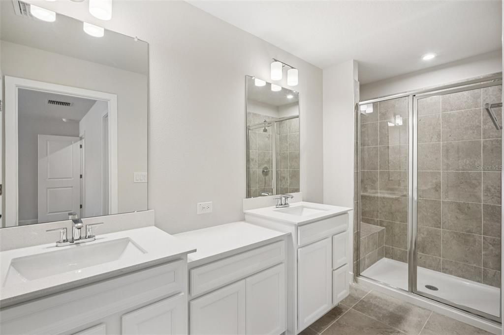 En Renta: $2,250 (3 camas, 2 baños, 1674 Pies cuadrados)