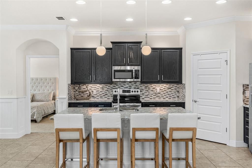 待售: $699,900 (4 贝兹, 3 浴室, 2117 平方英尺)