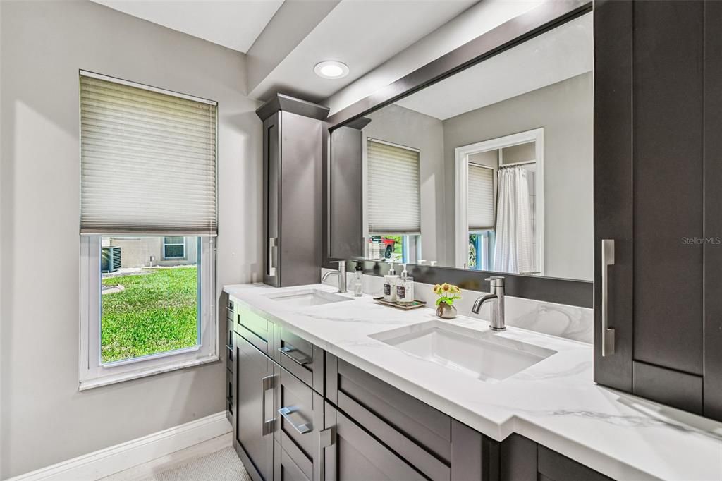 待售: $1,695,000 (4 贝兹, 3 浴室, 3317 平方英尺)