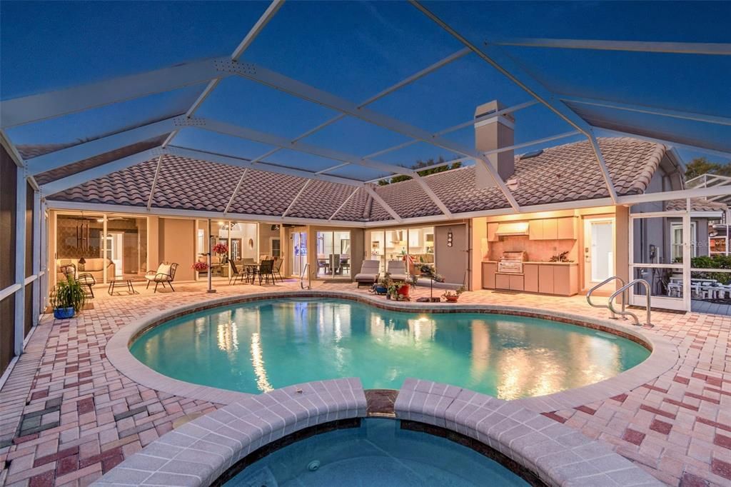 待售: $1,695,000 (4 贝兹, 3 浴室, 3317 平方英尺)