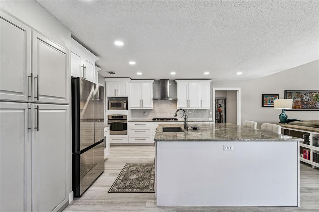 待售: $1,695,000 (4 贝兹, 3 浴室, 3317 平方英尺)